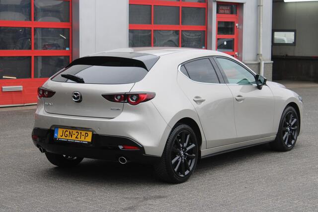 Mazda 3 2.0 e-SkyActiv-G M Hybrid 150 Homura Led/Adaptive/Dealer onderhoud!!