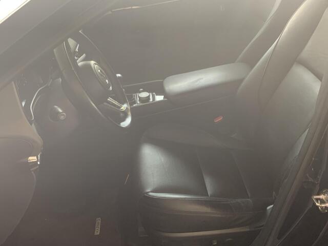 Mazda 3 2.0 e-SkyActiv-X M Hybrid 180 Luxury NAVIGATIE | ACHTERUITRIJCAMERA | LEDEREN BEKLEDING