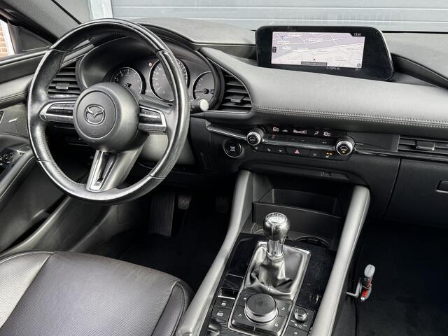 Mazda 3 2.0 E-SKYACTIV-G M HYBRID COMFORT I BOSE AUDIO I APPLE CARPLAY I ACHTERUITRIJCAMERA I ADAPTIVE CRUISE CONTROL