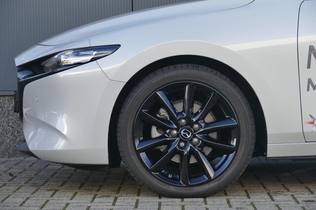 Mazda 3 2.5 e-SkyActiv-G M Hybrid 140 Nagisa | Demo | Black line | RIJKLAARPRIJS!
