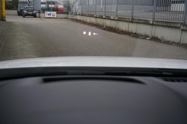 Mazda 3 2.0 e-SkyActiv-X M Hybrid 186PK/Head-Up/LED/ Dealeronderhouden.