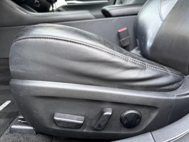 Mazda 3 2.0 e-Skyactive-X M Hybrid Luxury 180PK HEAD-UP / CAMERA V+A / 3