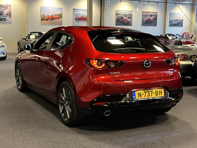 Mazda 3 Hatchback 2.0 e-SkyActiv-G 122PK M Hybrid Comfort 18inch Adaptive Cruise Head Up Display Camera Trekhaak