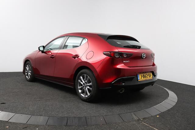 Mazda 3 2.0 e-SkyActiv-X M Hybrid 180 Comfort met Bose | 1e Eigenaar | Stoel Verwarming | Adaptief Cruise-Control |
