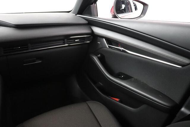 Mazda 3 2.0 e-SkyActiv-X M Hybrid 180 Comfort met Bose | 1e Eigenaar | Stoel Verwarming | Adaptief Cruise-Control |