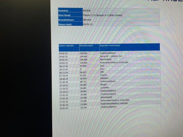 Mazda 3 2.0 e-SkyActiv-X M Hybrid 180 Comfort met Bose - Carplay, Camera, Stoel/Stuur verw.