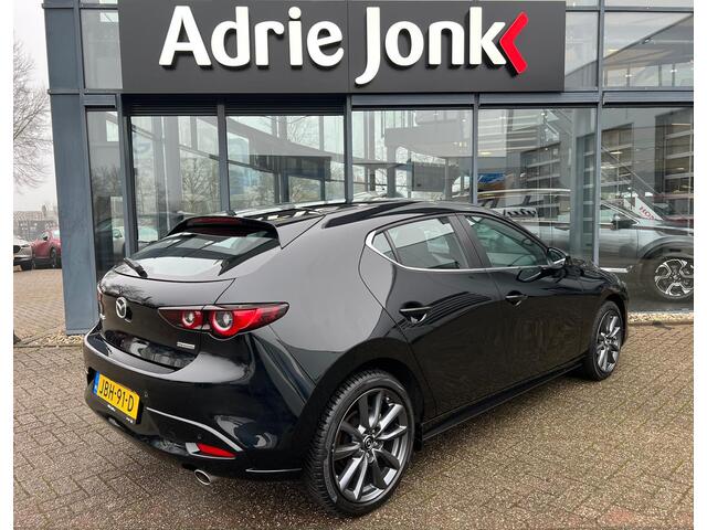 Mazda 3 2.5 e-SkyActiv-G M Hybrid 140 Centre-line | AUTOMAAT | *6 JAAR GARANTIE | APPLE & ANDROID AUTO | CAMERA | NAVIGATIE | STUUR + STOELVERWARMING |