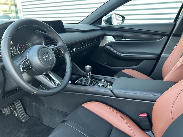 Mazda 3 2.0 e-SkyActiv-X M Hybrid 186 Nagisa | Camera | Leder | Garantie 01-2032 |