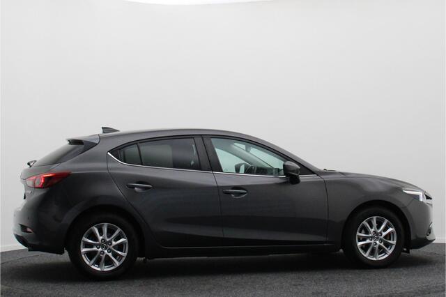 Mazda 3 2.0 SkyActiv-G 120 TS+ Navigatie, Head-Up, Trekhaak, Climate, Cruise, 16"