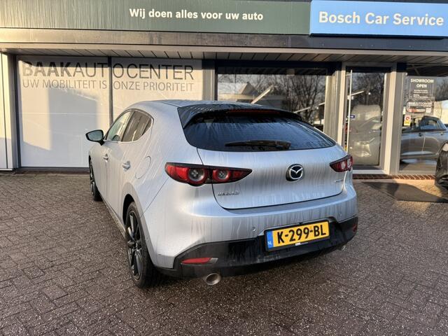 Mazda 3 2.0 SA-X Luxury
