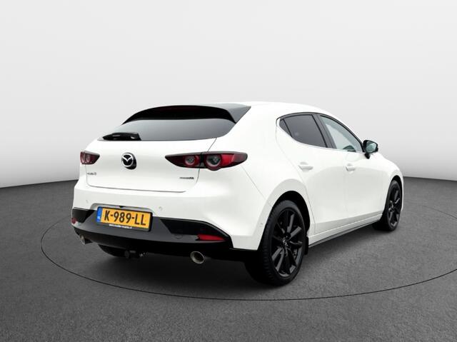 Mazda 3 2.0 SA-X Luxury Bose | Stuur-stoelverwarming | Leder | Trekhaak