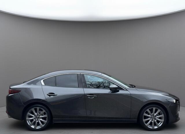 Mazda 3 2.0 e-SkyActiv-G M Hybrid 150pk Aut., Camera | Navigatie