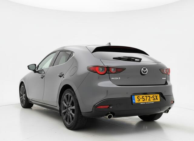 Mazda 3 2.0 e-SkyActiv-G M Hybrid 150PK AUT. SPORTIVE HEAD-UP/ACC/NAVI/STOELVERW.