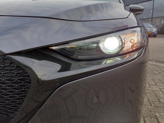Mazda 3 2.0 e-SkyActiv-X M Hybrid 186 Nagisa | Rijklaar | Demo | Aero Pakket | All Season banden | BOSE |