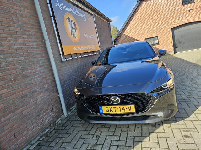 Mazda 3 2.0 e-SkyActiv-G M Hybrid 122 Luxury