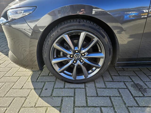 Mazda 3 2.0 e-SkyActiv-G M Hybrid 122 Luxury