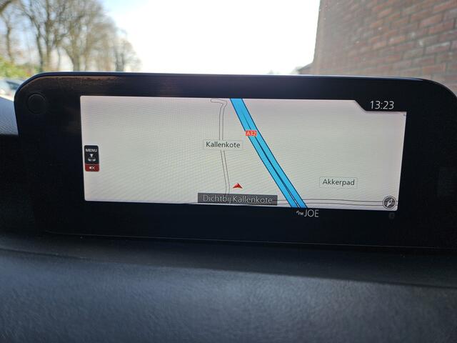 Mazda 3 2.0 e-SkyActiv-G M Hybrid 122 Luxury