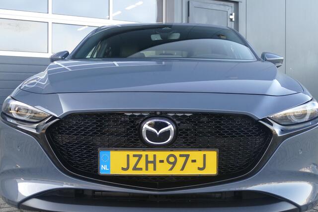 Mazda 3 2.0 e-SkyActiv-X M Hybrid 180 | AWD | All-season | Leder | Rijklaarprijs!