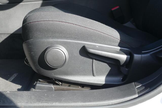 Mazda 3 2.0 e-SkyActiv-G M Hybrid 150 Homura | Apple CarPlay & Android Auto | Navigatie