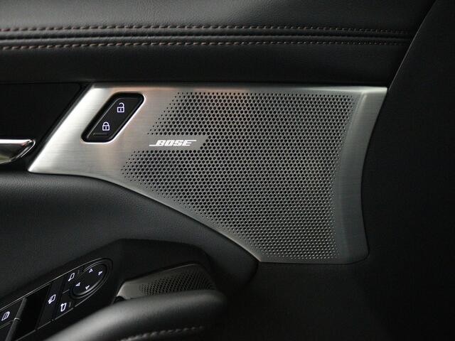 Mazda 3 2.0 e-SkyActiv-X M Hybrid 186 Takumi automaat | Leder | BOSE | Stoelgeheugen |