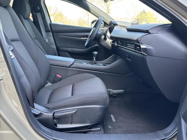 Mazda 3 2.5 e-SkyActiv-G M Hybrid 140 Homura