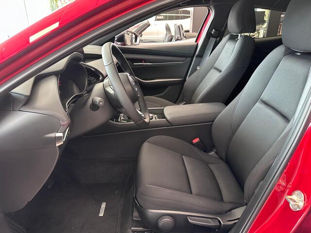 Mazda 3 2.0 e-SkyActiv-G M Hybrid 150 PK Homura | Rijklaar | Apple Carplay | Parkeersensor | Stoelverwarming