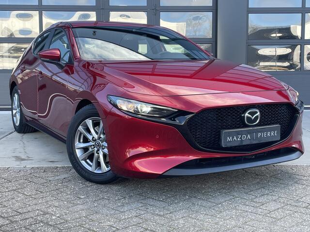 Mazda 3 2.0 e-SkyActiv-G 122 M Hybrid Comfort NAVI | ACHTERUITRIJCAMERA | APPLE CARPLAY | WINTERPAKKET | BOSE PARKEERSENSOREN VOOR +ACHTER | 16 INCH LMV