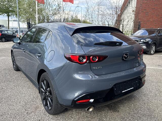 Mazda 3 2.0 e-SkyActiv-X M Hybrid 186 Luxury // FULL OPTIONS!! // SCHUIF-KANTEL DAK // NAVI // 360 CAMERA // BOSE AUDIO // MEMORY SEATS!! //