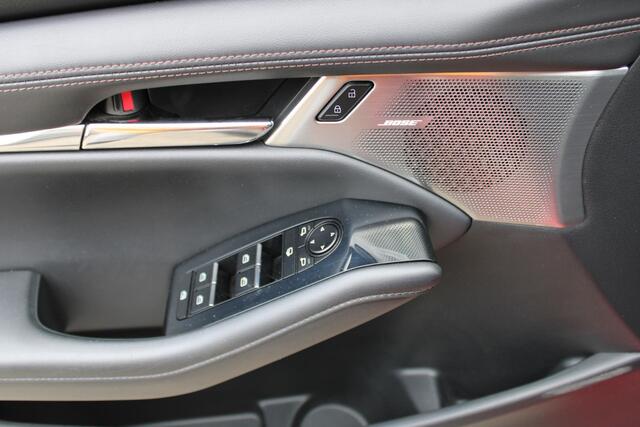 Mazda 3 HB 2.0 e-SkyActiv-G 122 M Hybrid Luxury , Leder, i-Activesense Pack, 360 Camera, Bose, All Season, Apple Carplay, Android Auto, Adap.Cruise, Stoel/Stuurverwarming, LMV 18 Inch, PDC, LkA, BSM, HUD