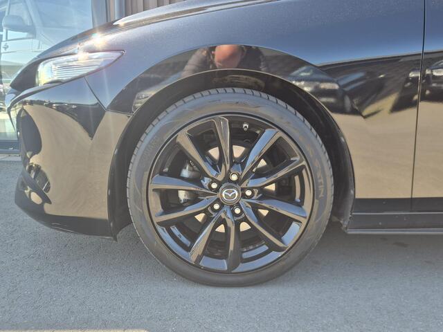 Mazda 3 2.0 e-SkyActiv-X M Hybrid 180 Luxury | 360 camera | HUD | Bose | Side assist