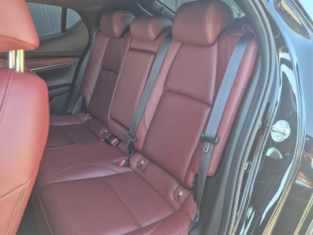 Mazda 3 2.0 e-SkyActiv-X M Hybrid 180 Luxury | 360 camera | HUD | Bose | Side assist