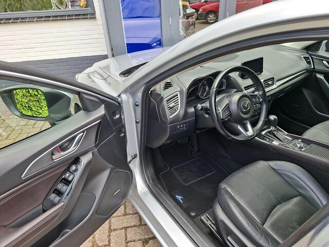 Mazda 3 2.0 SkyActiv-G 120 GT-M Adaptive cruise, Leer