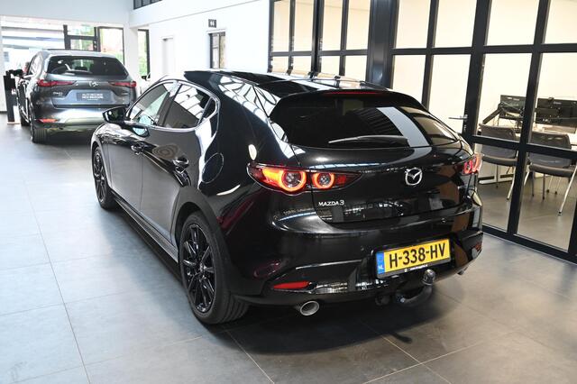 Mazda 3 e-SkyActiv-X 180 automaat Luxury met I-activsense *Trekhaak* *Dealeronderhouden* *All-in prijs*