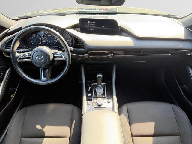 Mazda 3 2.0 e-SkyActiv-G M Hybrid 122 Comfort Aut- Stuur/Stoelverwarming, Head Up, Camera, Navigatie, Clima