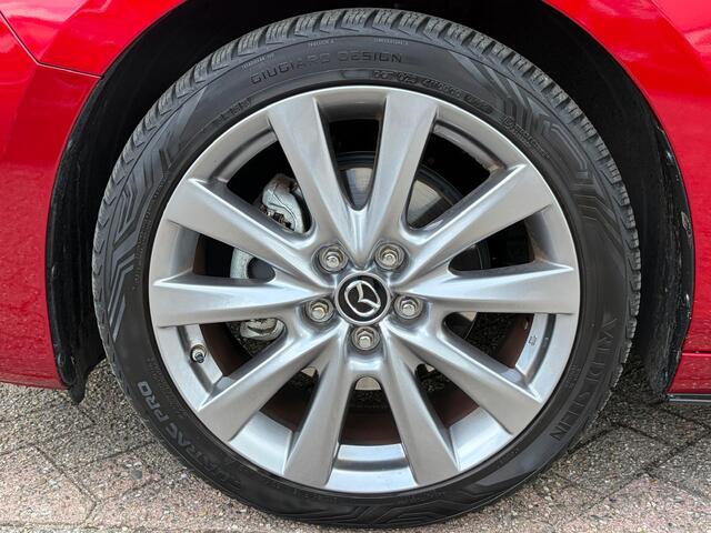 Mazda 3 2.0 e-SkyActiv-G M Hybrid Luxury TREKHAAK | LEDER | Bose AUDIO | 18"LM VELGEN | CAMERA | 1e EIG | NED. AUTO | DEALER ONDERHOUDEN |