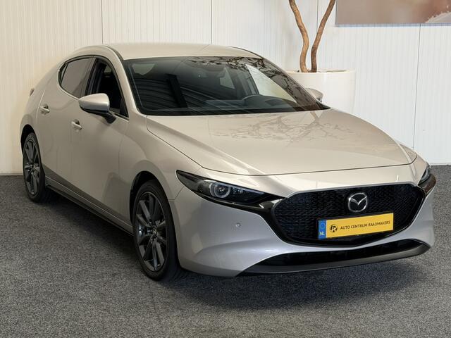 Mazda 3 2.0 e-SKYACTIV-G M HYBRID 122 EXCLUSIVE-LINE NAVIGATIE 360 CAMERA ADAPTIVE CRUISE CONTROL HEAD-UP DISPLAY APPLE CARPLAY/ANDROID RIJSTROOKSENSOREN DODEHOEKSENSOREN ZEER MOOI !!