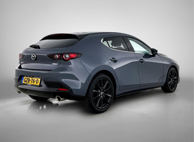 Mazda 3 2.0 e-SkyActiv-X M Hybrid 186 Homura | Stoelverwarming | Carplay Anroid Auto |