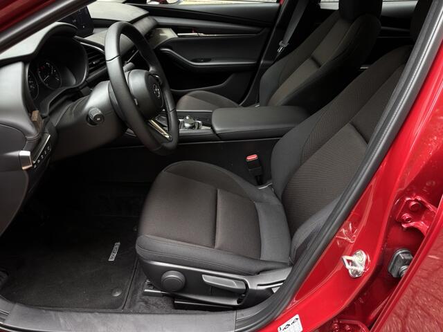 Mazda 3 2.5 eSA-G Centre-Line 141pk Automaat | DA + SO Pack | *DEMO*