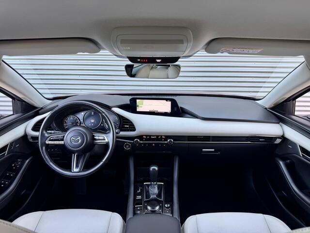 Mazda 3 2.0 M Hybrid 180PK Luxury *1e Eigenaar!* Leder / HUD / 360 Camera / Stoel/Stuurverwarming / Adapt. Cruise / 18"LMV