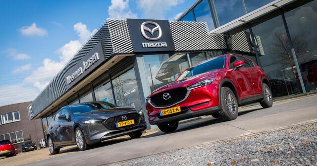 Mazda 6 6e Takumi Plus 68.8 kWh / Crystal White Pearl