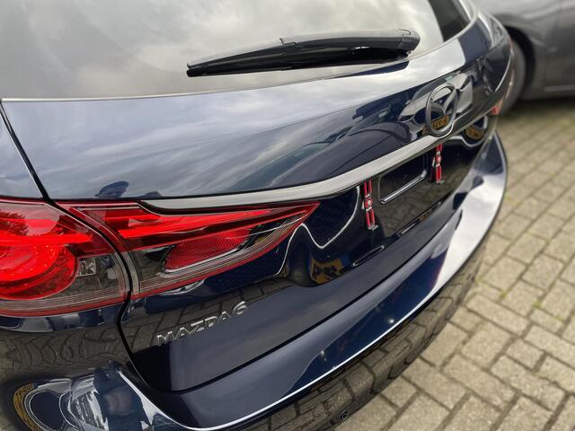 Mazda 6 Sportbreak 2.5 SkyActiv-G 194 Signature , Automaat, Trekhaak, Bruin Leder, LMV 19 Inch, 360 Camera, HUD, Adap. Cruise, LKA, Stoel/Stuurverwarming, Stuurverwarming, Bose, Clima, PDC