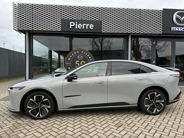 Mazda 6 6e Takumi Plus Long Range 80 kWh | NAVI | PANORAMADAK | 19 INCH LMV | 17% BIJTELLING WINTERPAKKET | 360 CAMERA | FULL LED