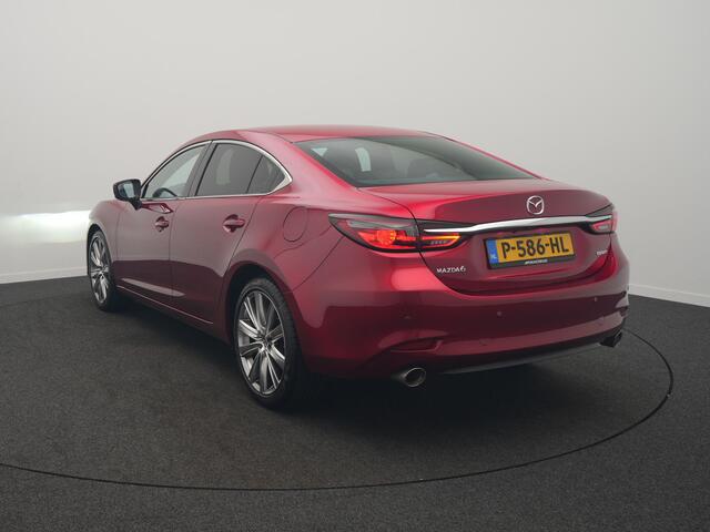 Mazda 6 2.5 SkyActiv-G 194 Signature - RIJKLAARPRIJS - 194 pk! - Automaat - Adaptieve Cruise Control - Rondomzicht Camera - Apple Carplay - Android Auto - Bose Audio - Head-Up Display - Elektrisch schuif- kanteldak