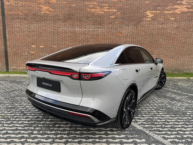 Mazda 6 6e Takumi Long Range 80 kWh DIRECT RIJDEN | 17 % BIJTELLING | 0% RENTE