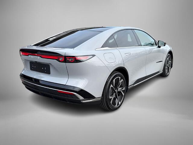 Mazda 6 6e Takumi 68.8 kWh Diverse kleuren aanwezig.