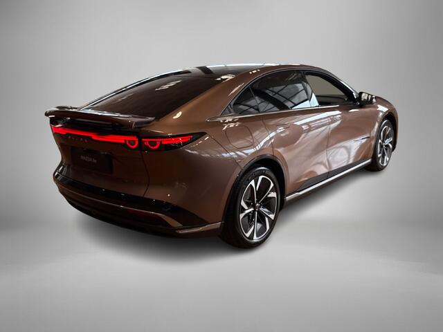 Mazda 6 6e Takumi 68.8 kWh | 17% bijtelling | Diverse kleuren voorradig! |