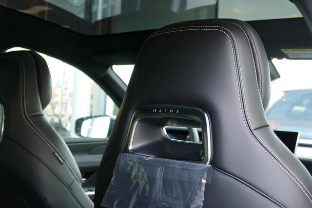 Mazda 6 6e Takumi Long Range 80 kWh | Snel rijden | Voorraad auto | Foto's ter illustratie |