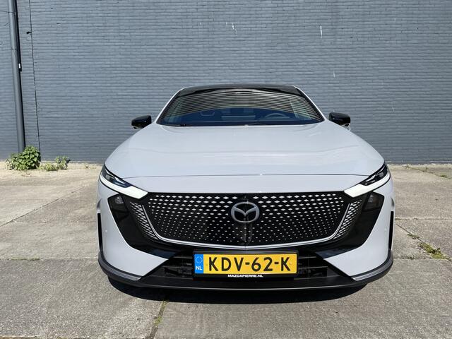 Mazda 6 6e Takumi Long Range 80 kWh | BLACK PACKAGE!!