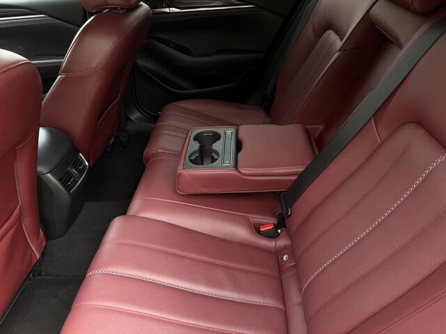 Mazda 6 Sportbreak 2.0 SkyActiv-G 165 Luxury / Automaat / Camera / Carplay / verw. & gev. v. stoelen / Leder /