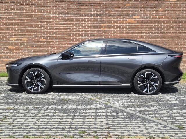 Mazda 6 6e Takumi Business Edition 68.8 kWh | ZWART LEDER | NAVI | PANO | 360 CAMERA | GRATIS TREKHAAK! T.W.V. ¤ 1695,-
